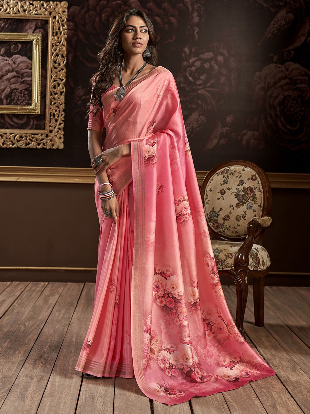

Panzora Floral Zari Woven Saree, Peach