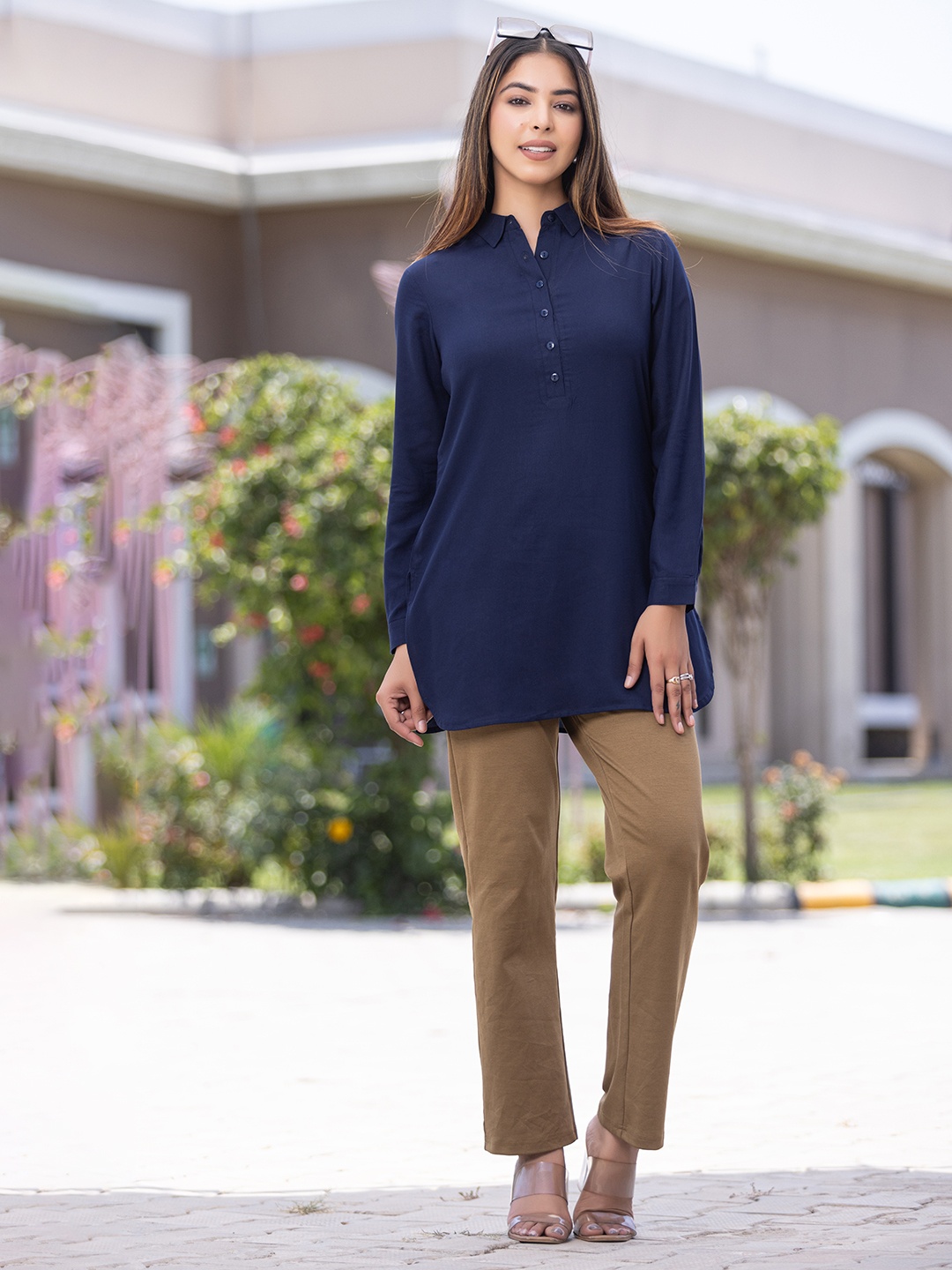 

Mlada Women Longline Standard Fit Casual Shirt, Navy blue