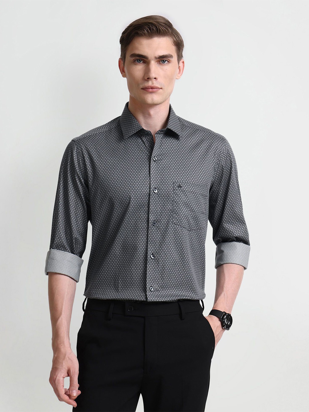 

Arrow Men Slim Fit Opaque Printed Formal Shirt, Black