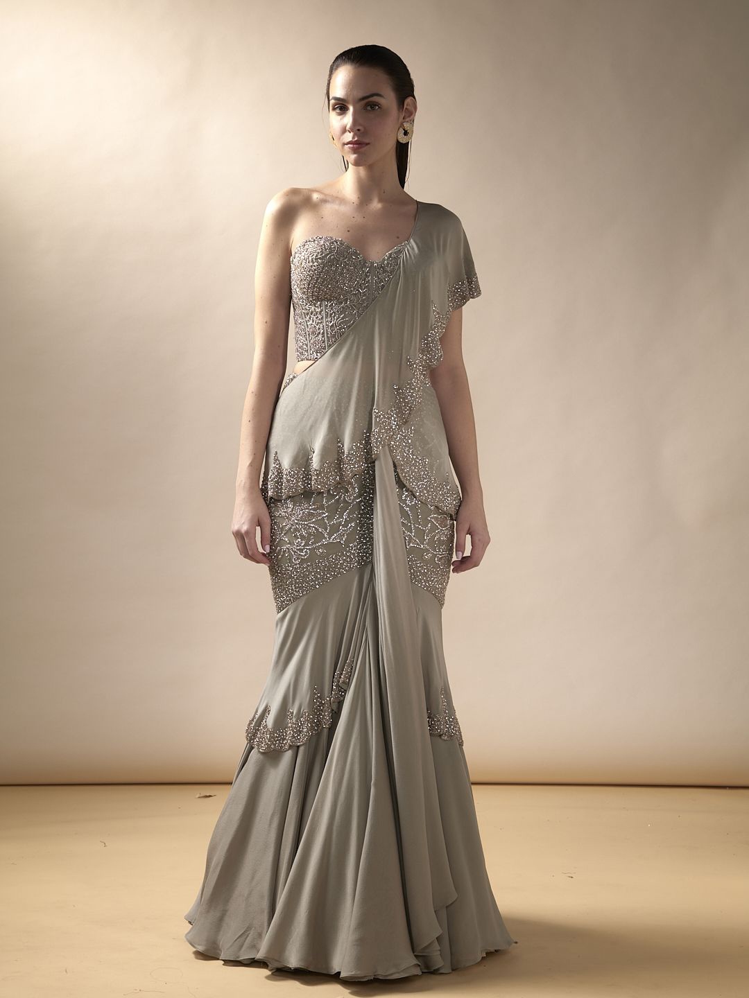 

ESHA SETHI THIRANI Ethnic Motifs Beads and Stones Pure Crepe Ready to Wear Saree, Grey