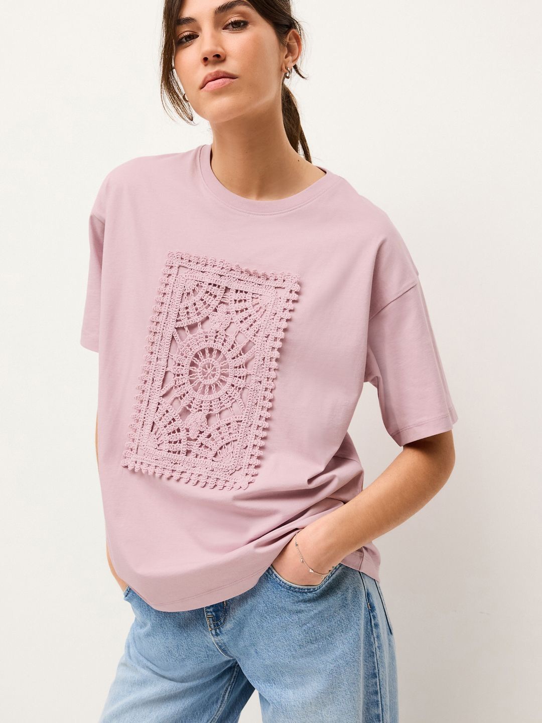 

NEXT Pure Cotton Drop-Shoulder Sleeves Applique Relaxed Fit T-shirt, Mauve