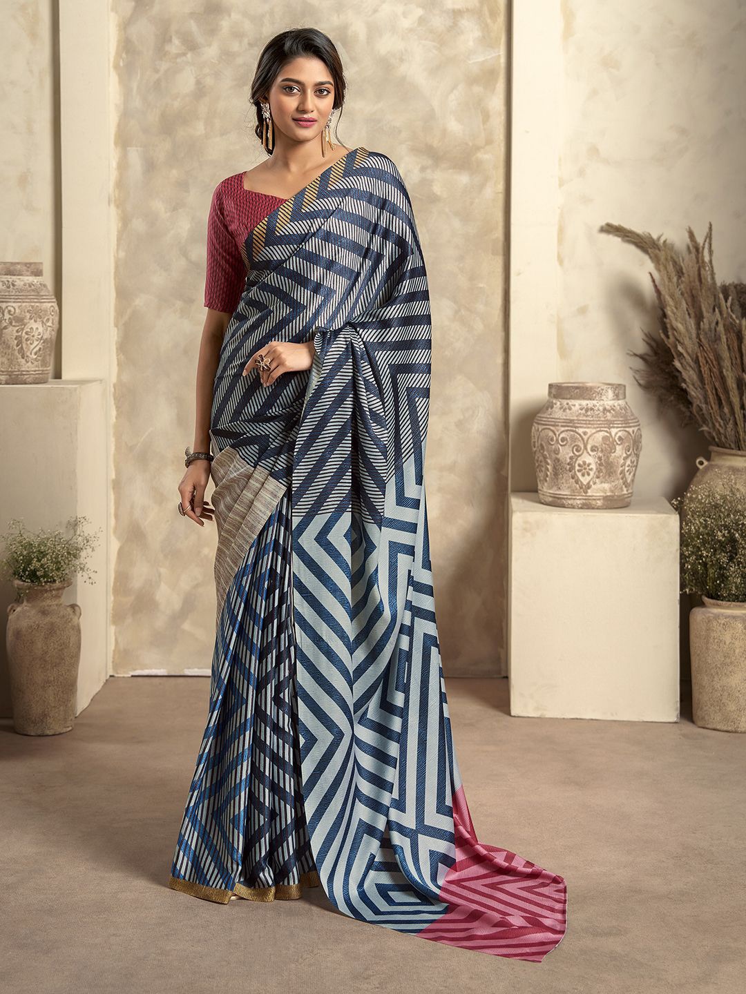 

Panzora Geometric Printed Satin Saree, Blue