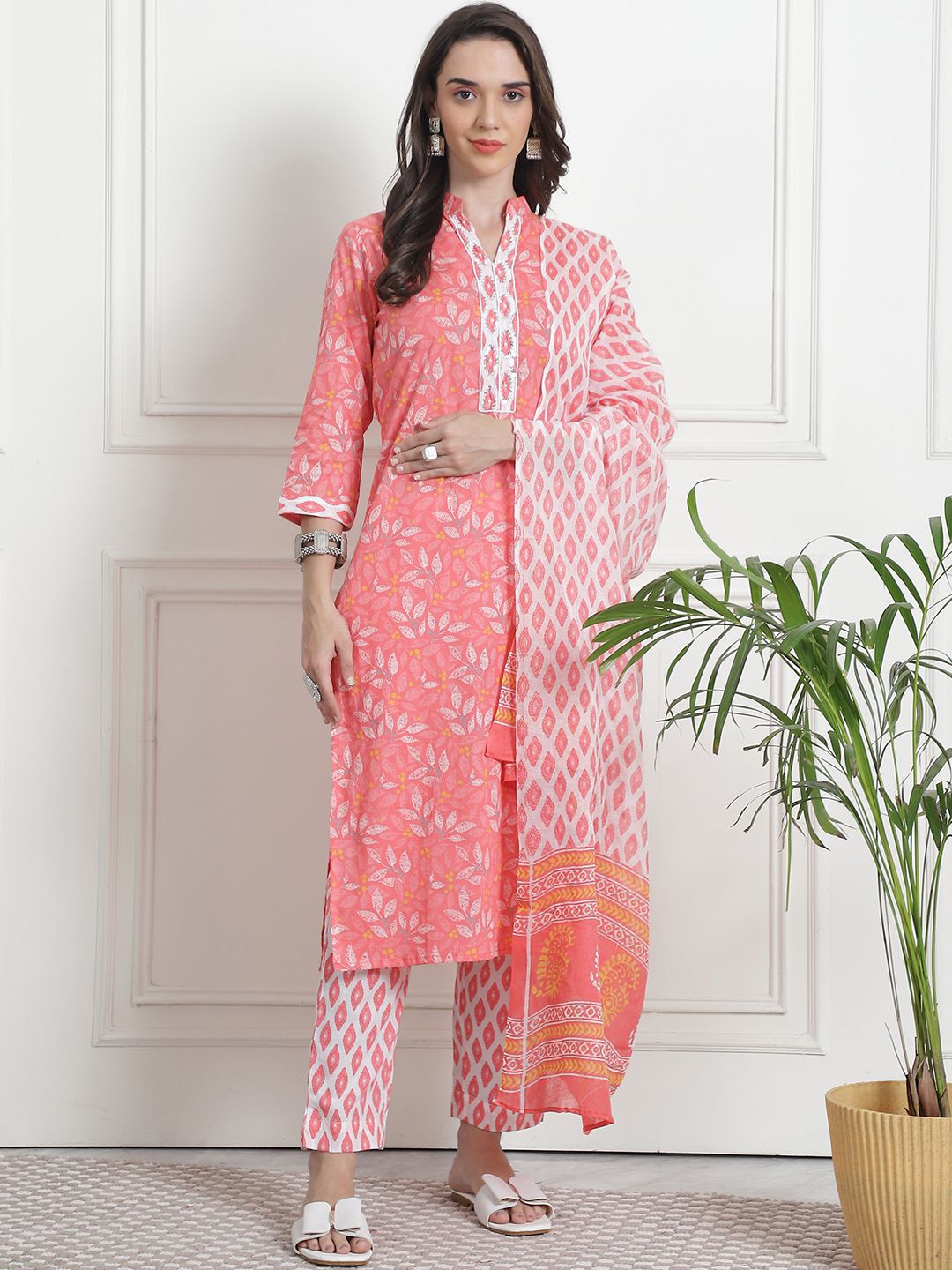 

Aawari Floral Printed Mandarin Collar Pure Cotton Straight Kurta With Trousers & Dupatta, Red