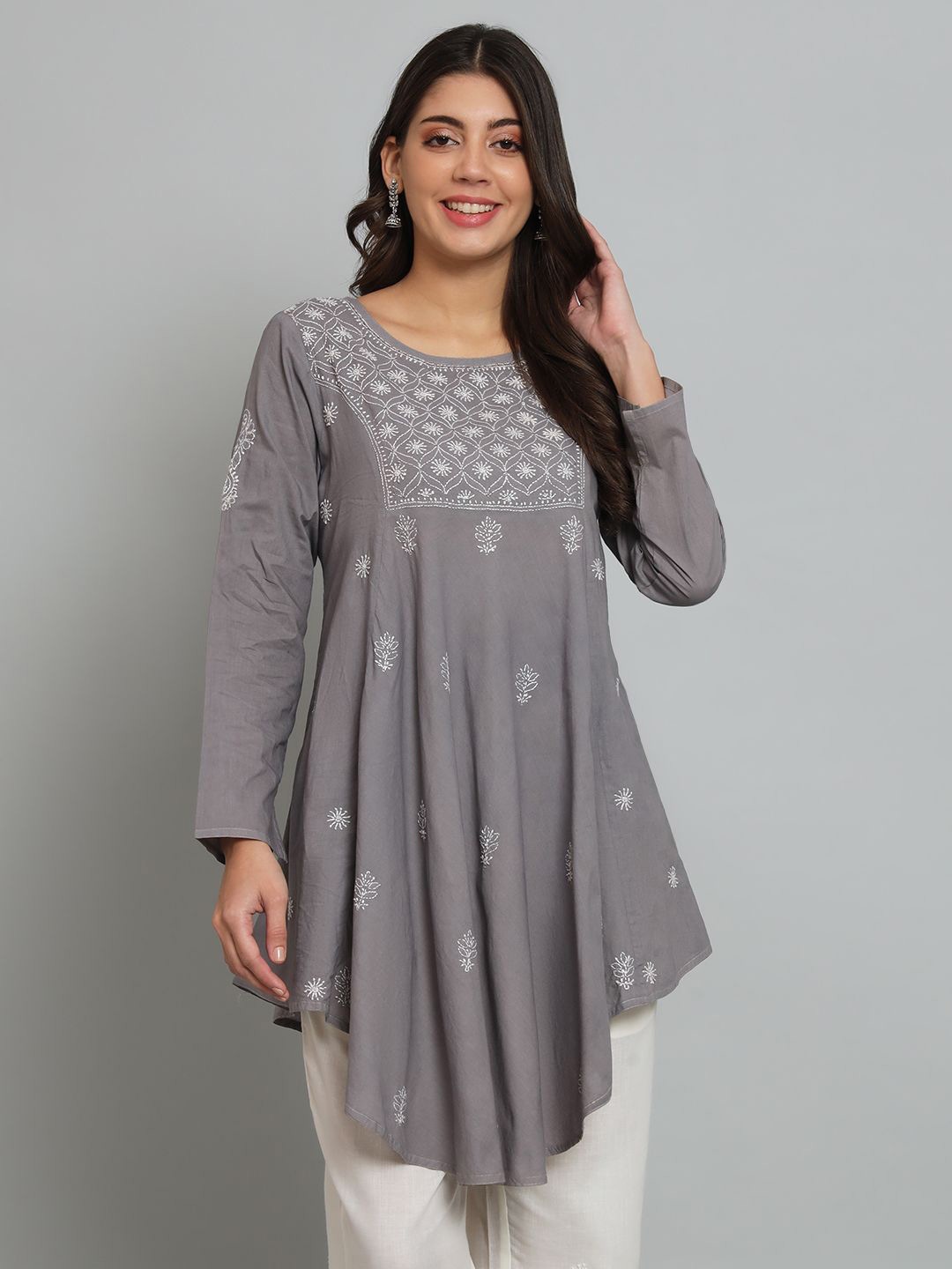 

akheri Cotton Longline Top, Grey