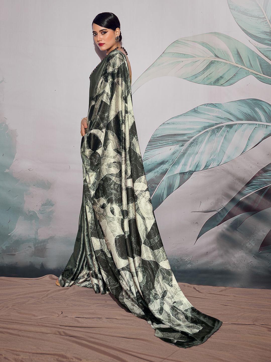 

Panzora Women Printed Satin Sarees, Off white