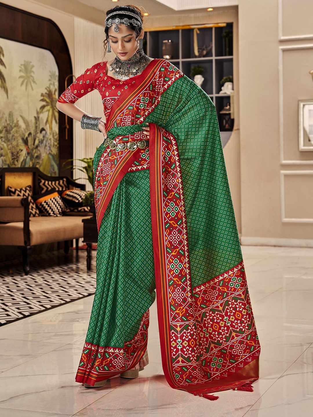 

Panzora Ethnic Motifs Patola Saree, Green