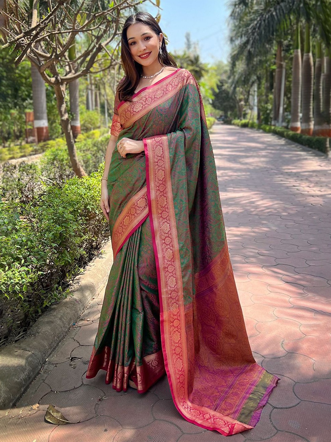 

LeeliPeeri Designer Silk Blend Woven Design Zari Festive Saree, Green