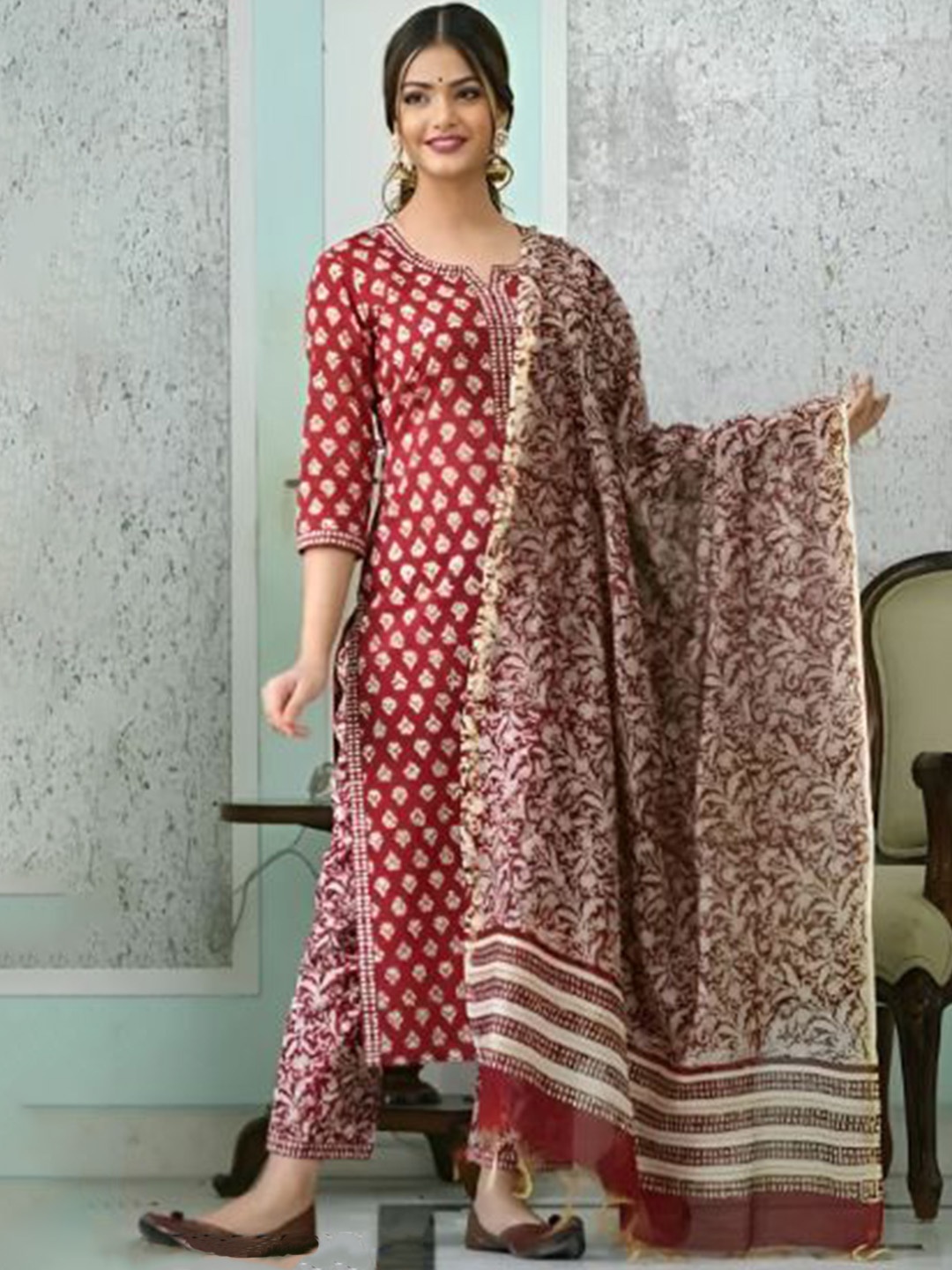 

BAIRAJ Ethnic Motifs Printed Straight Kurta with Trousers & Dupatta, Red