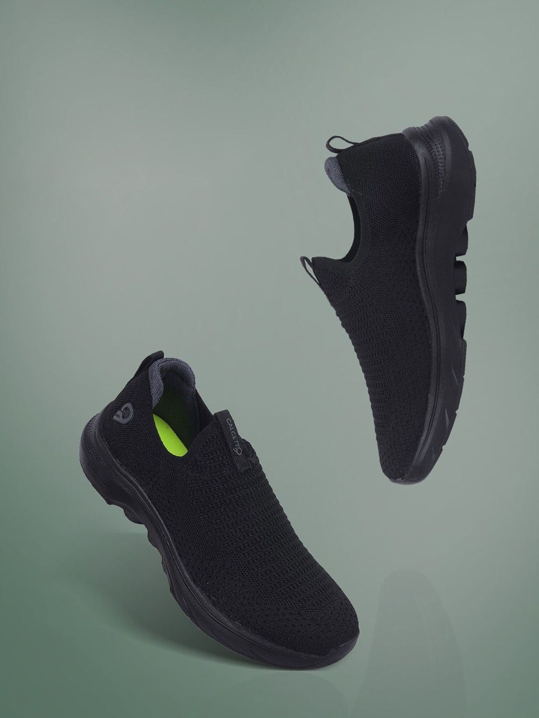 

Calcetto CLT-2044 Men Mesh Running Non-Marking Shoes, Black