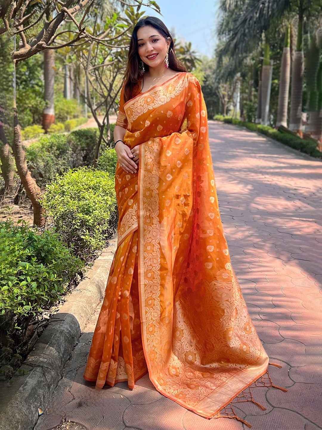 

LeeliPeeri Designer Woven Design Zari Organza Banarasi Saree, Orange