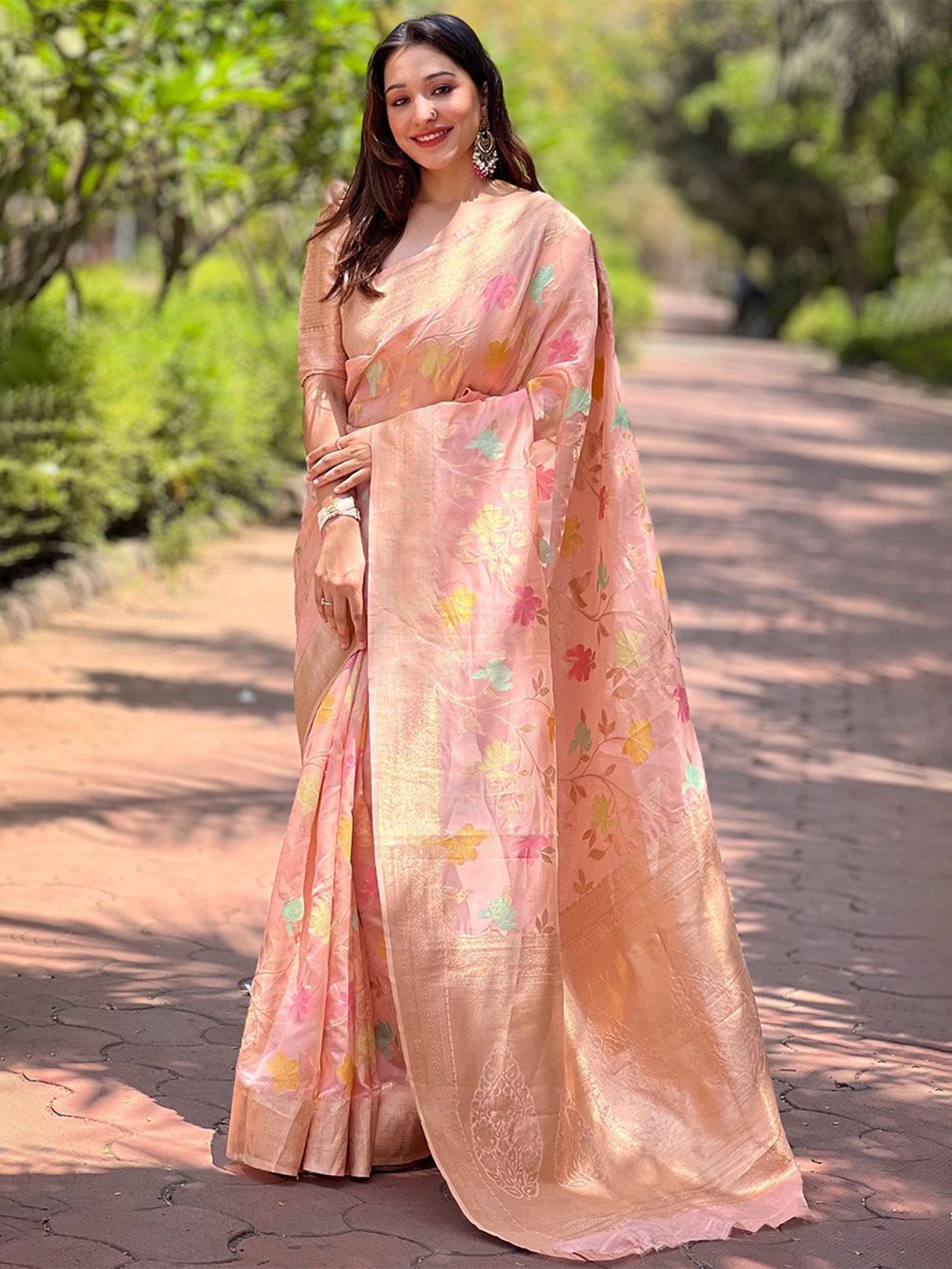 

LeeliPeeri Designer Woven Design Zari Organza Banarasi Saree, Pink