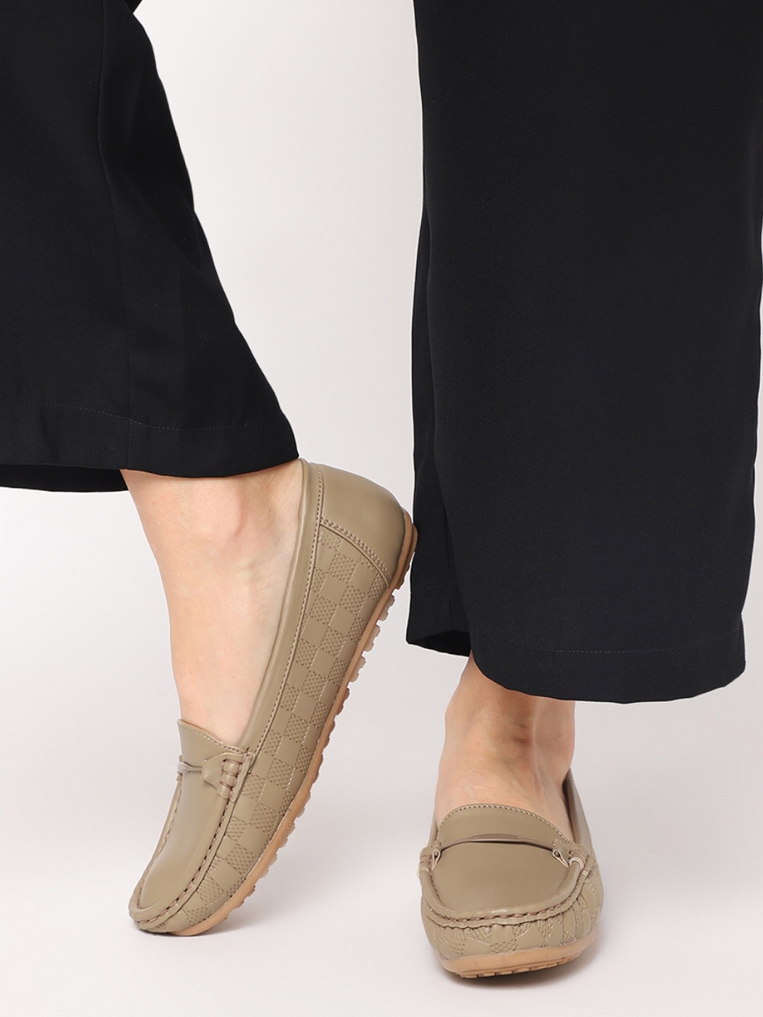 

Marc Loire Women Comfort Insole PU Loafers, Beige