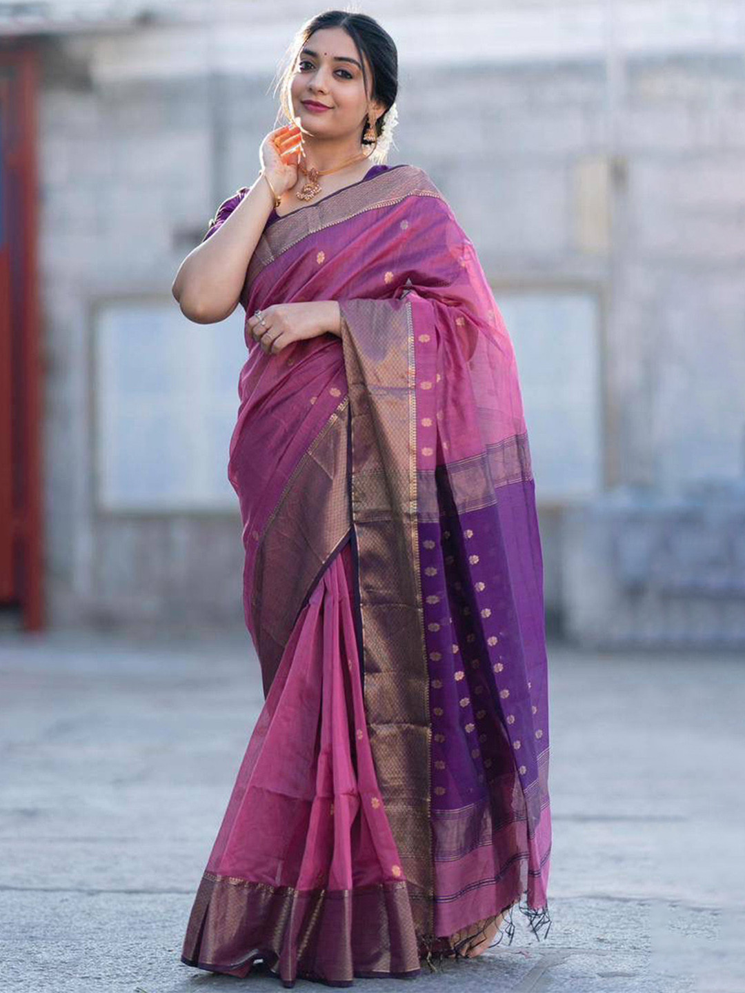 

MORLY Ethnic Motifs Zari Kanjeevaram Saree, Pink