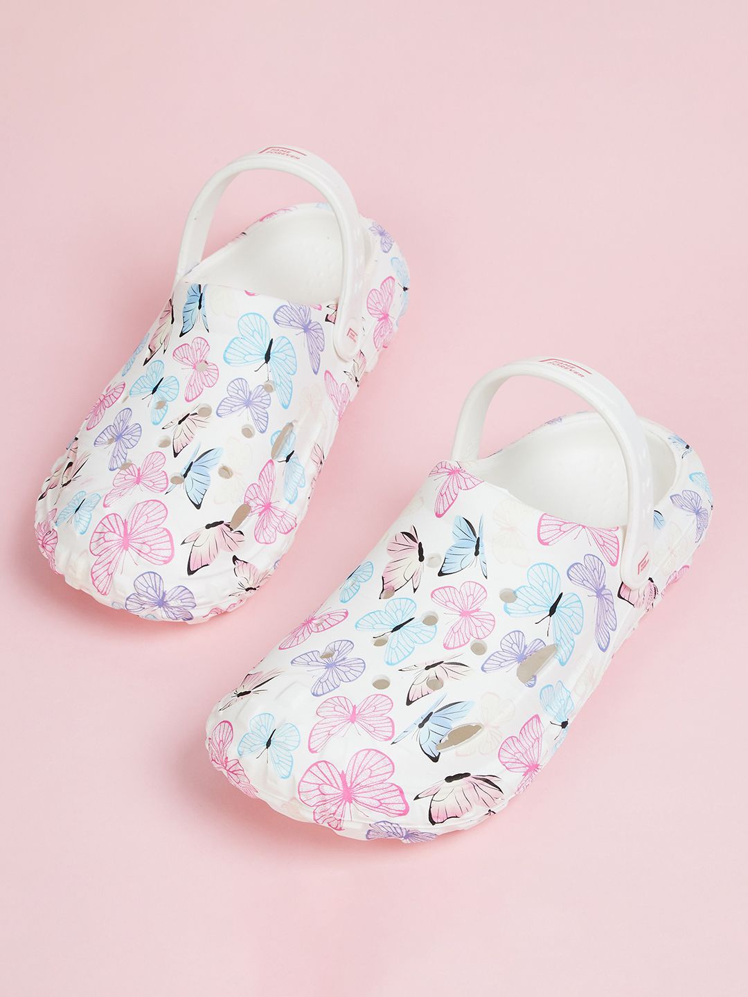 

Fame Forever by Lifestyle Girls Printed Rubber Clogs, White