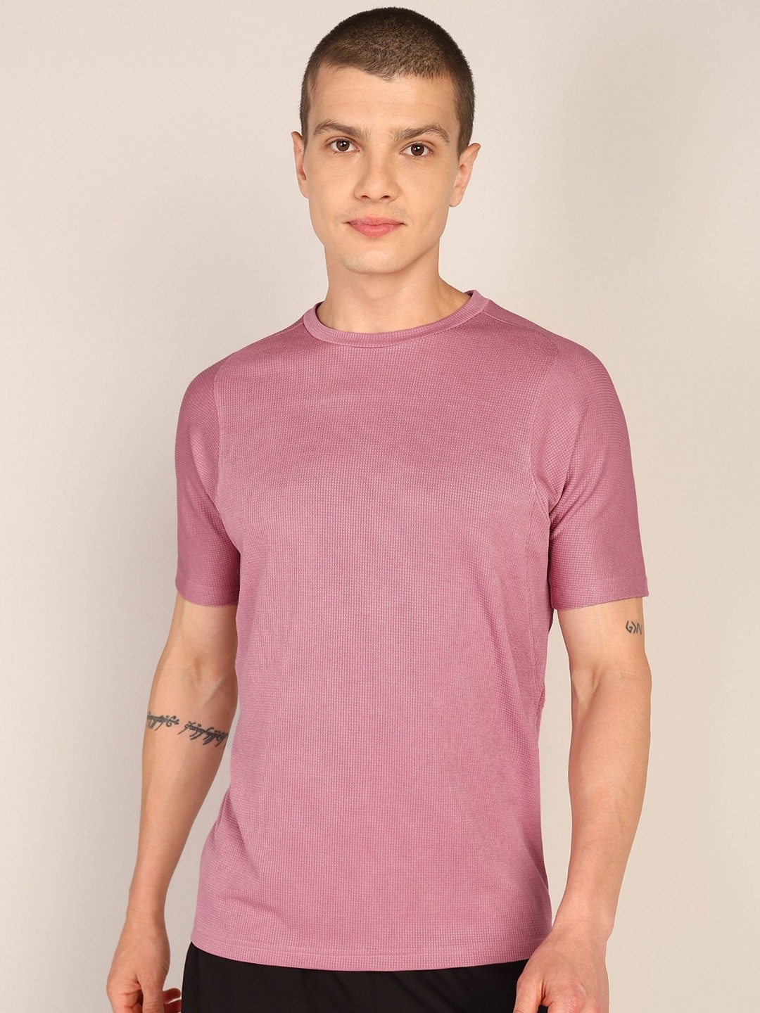 

Golden Kite Men Pockets T-shirt, Pink