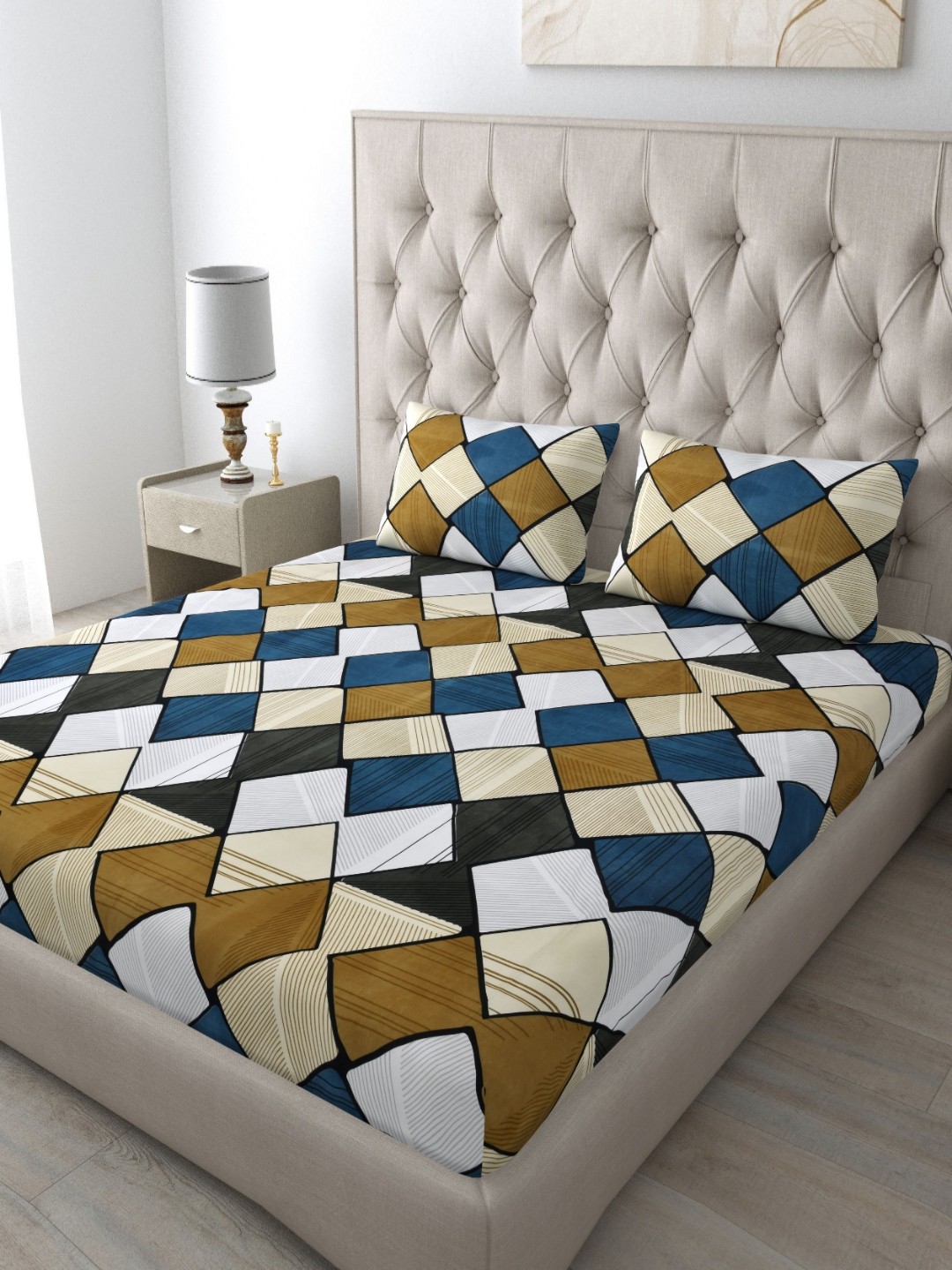 

Aura White & Blue Geometric Printed 250 TC Double Queen Bedsheet with 2 Pillow Covers