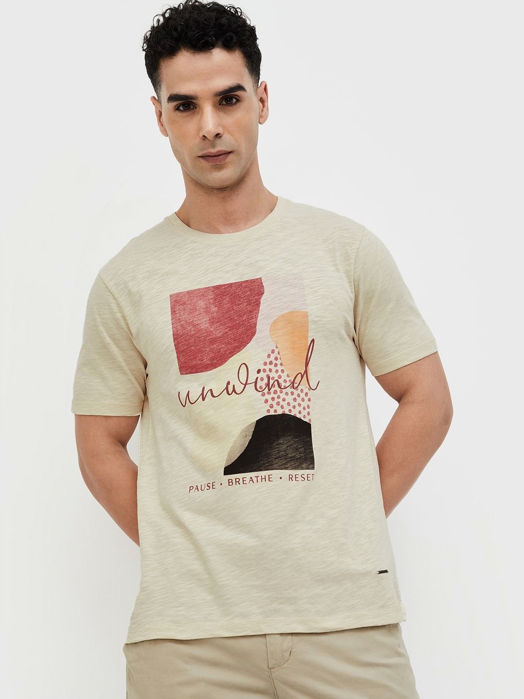 

CODE by Lifestyle Men Printed Pockets T-shirt, Beige