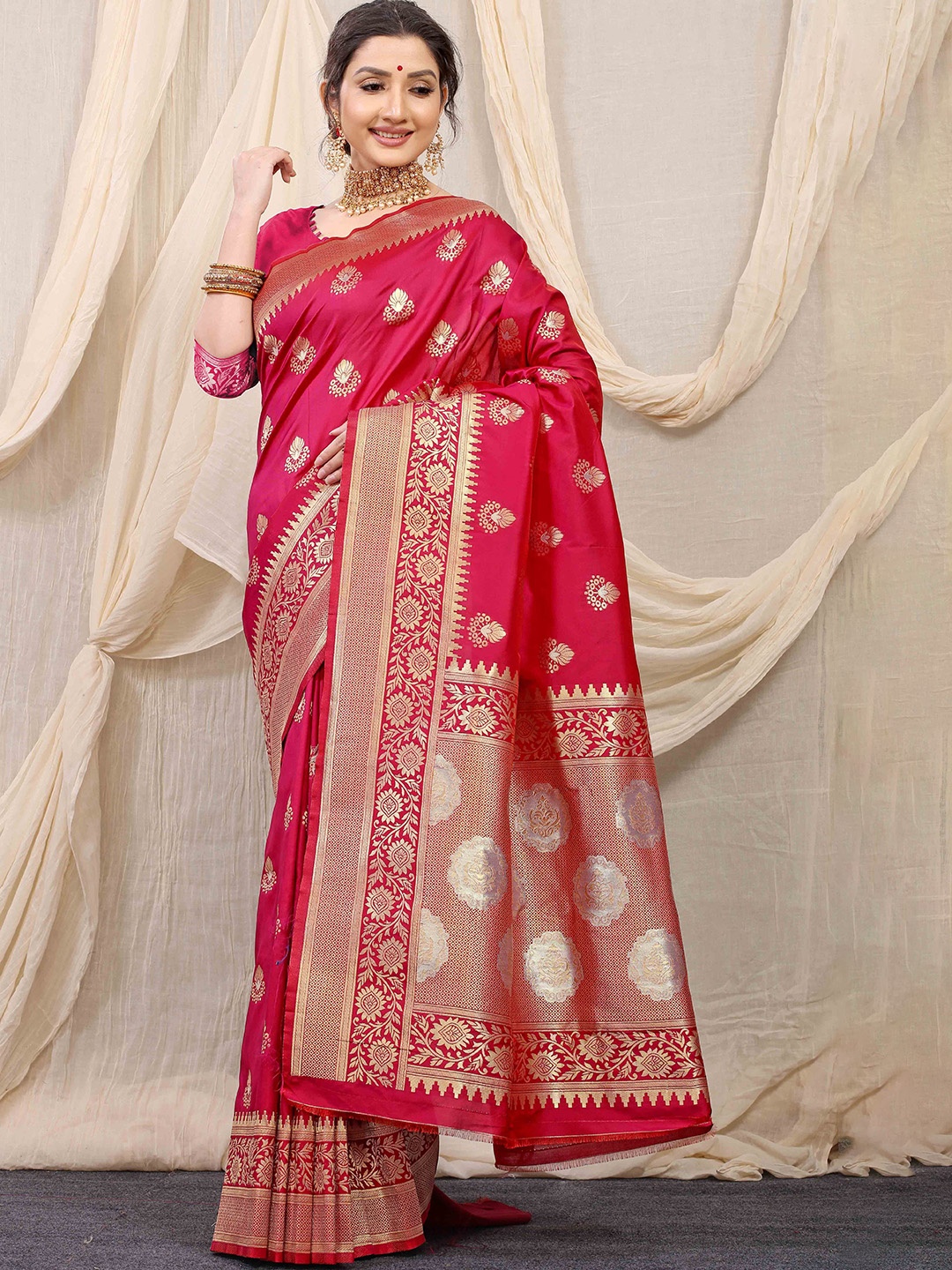 

KIMISHA Ethnic Motifs Zari Kanjeevaram Saree, Maroon