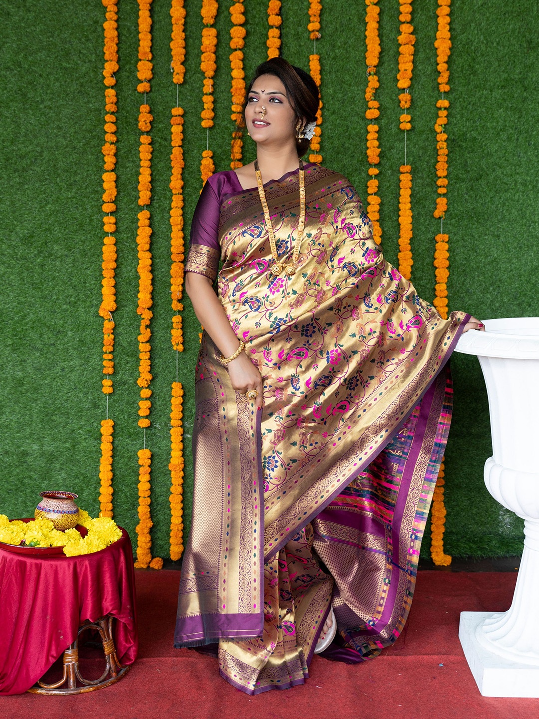 

KIMISHA Ethnic Motifs Zari Woven Banarasi Saree, Burgundy