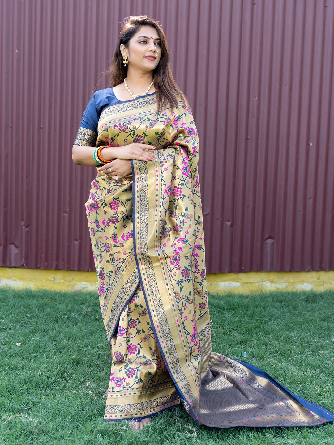 

KIMISHA Ethnic Motifs Zari Banarasi Saree, Blue