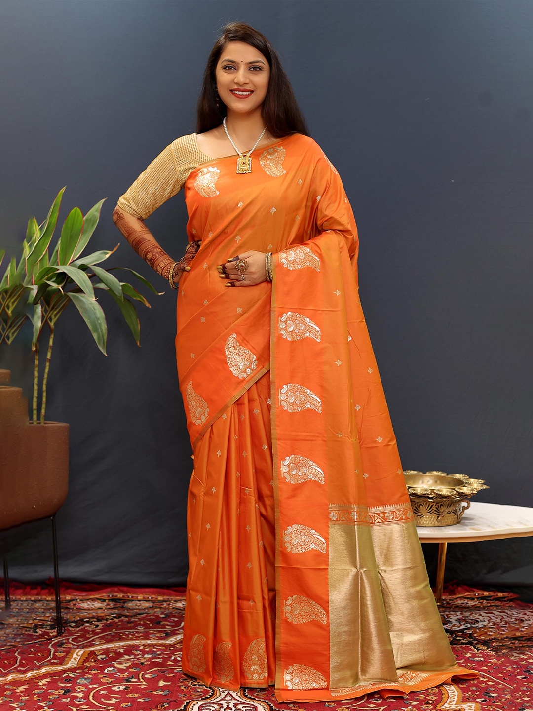 

KIMISHA Ethnic Motifs Zari Kanjeevaram Saree, Orange