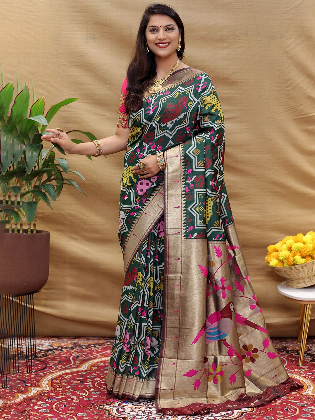 

KIMISHA Ethnic Motifs Woven Design Zari Patola Saree, Green