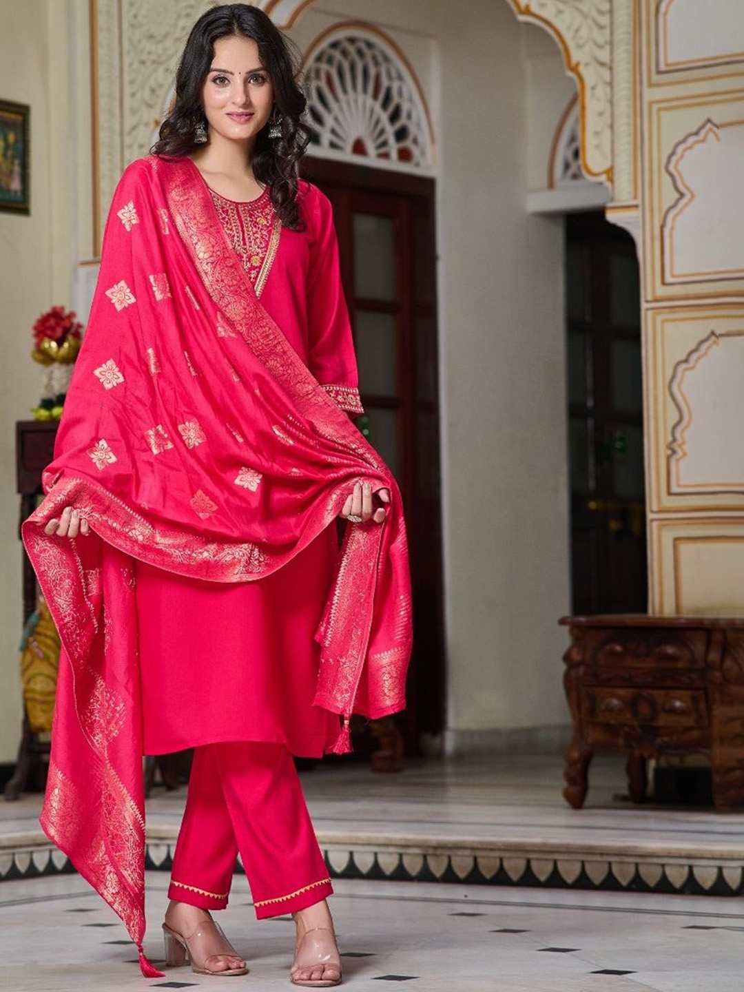 

KALINI Ethnic Motifs Embroidered Regular Thread Work Chanderi Silk Straight Kurta Set, Pink