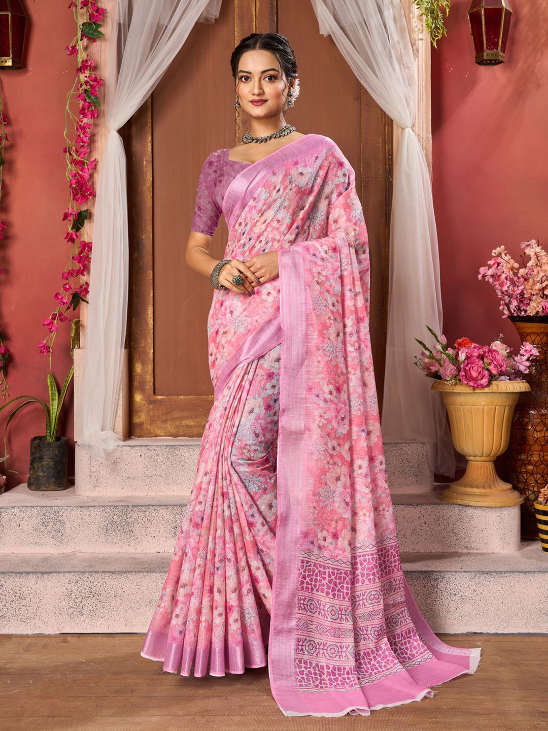 

KALINI Floral Printed Zari Saree, Pink