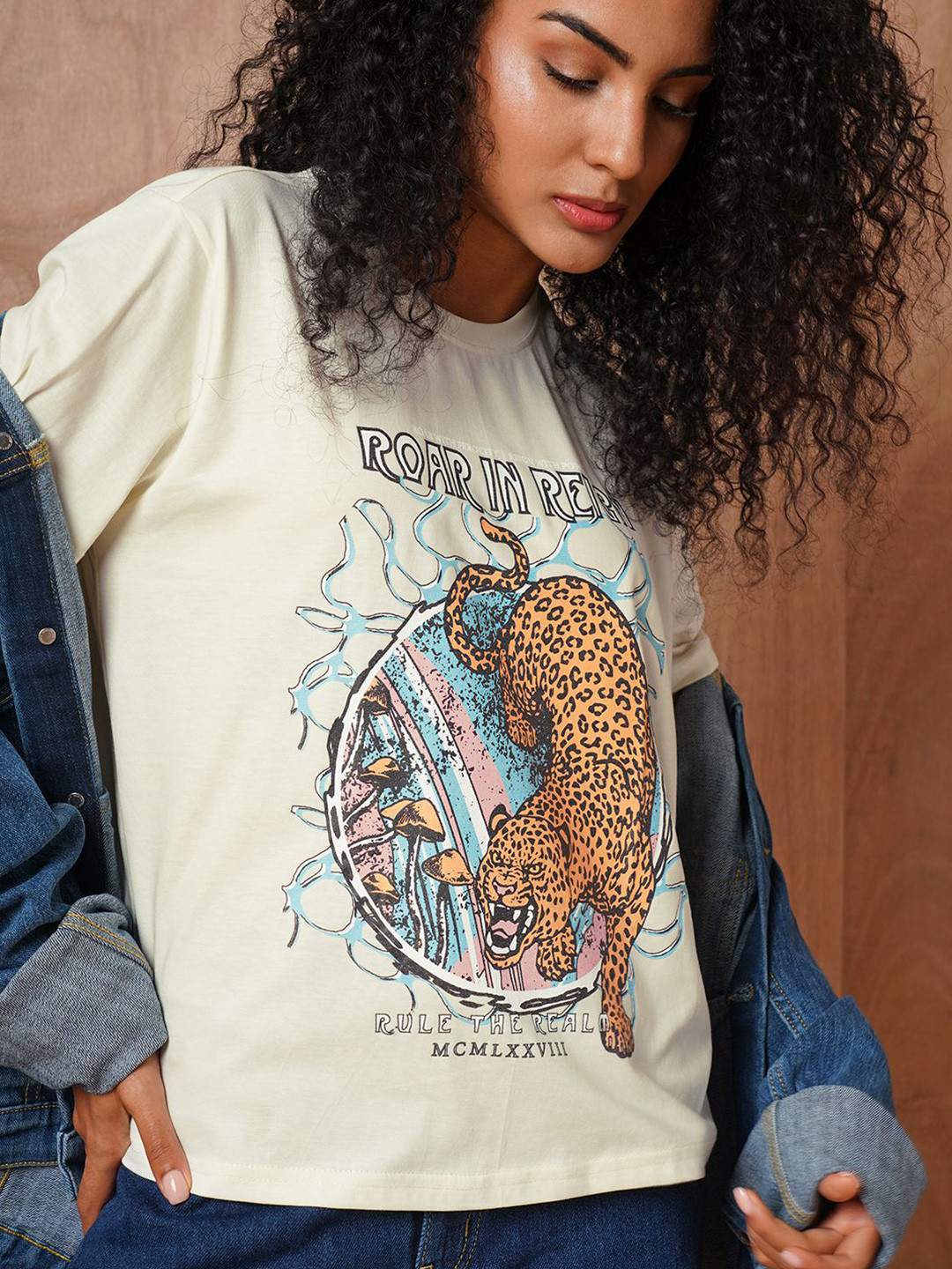 

The Roadster Lifestyle Co Printed Oversized Cotton T-Shirt, Off white