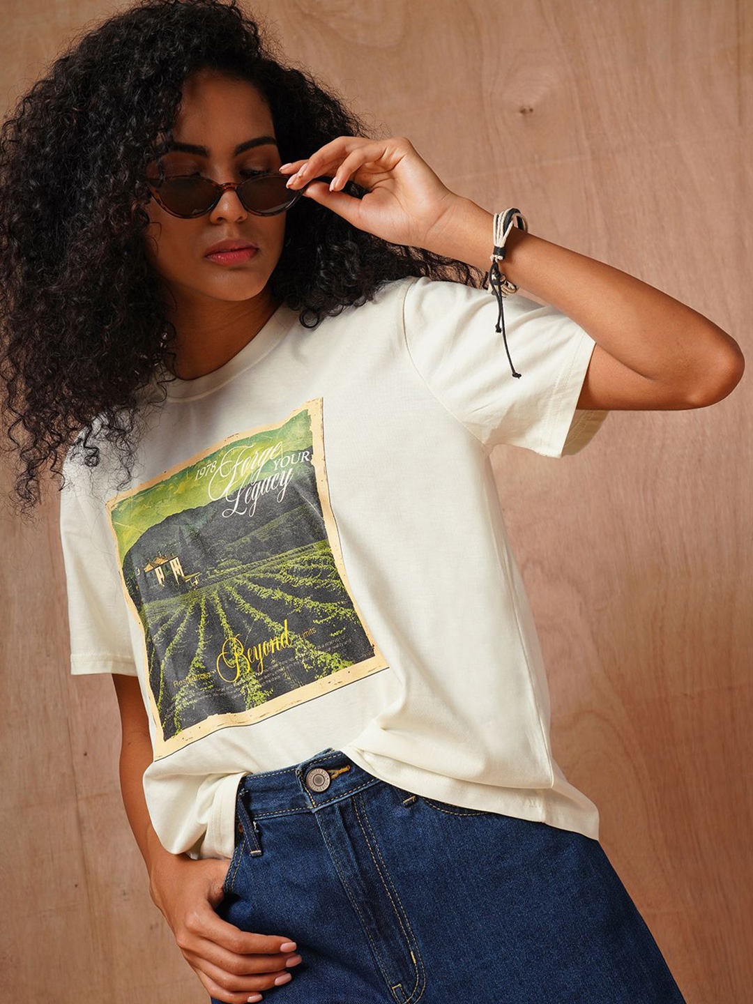 The Roadster Lifestyle Co Printed Oversized Cotton T-Shirt, Off white