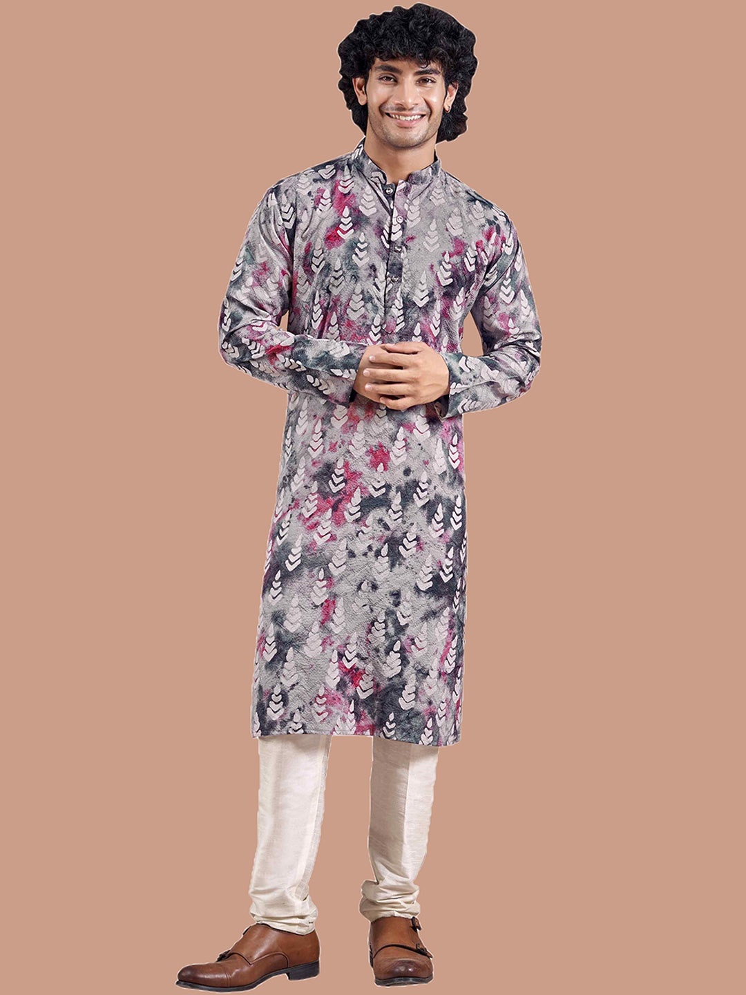 

Vardha Ethnic Motifs Printed Mandarin Collar Straight Kurta, Blue