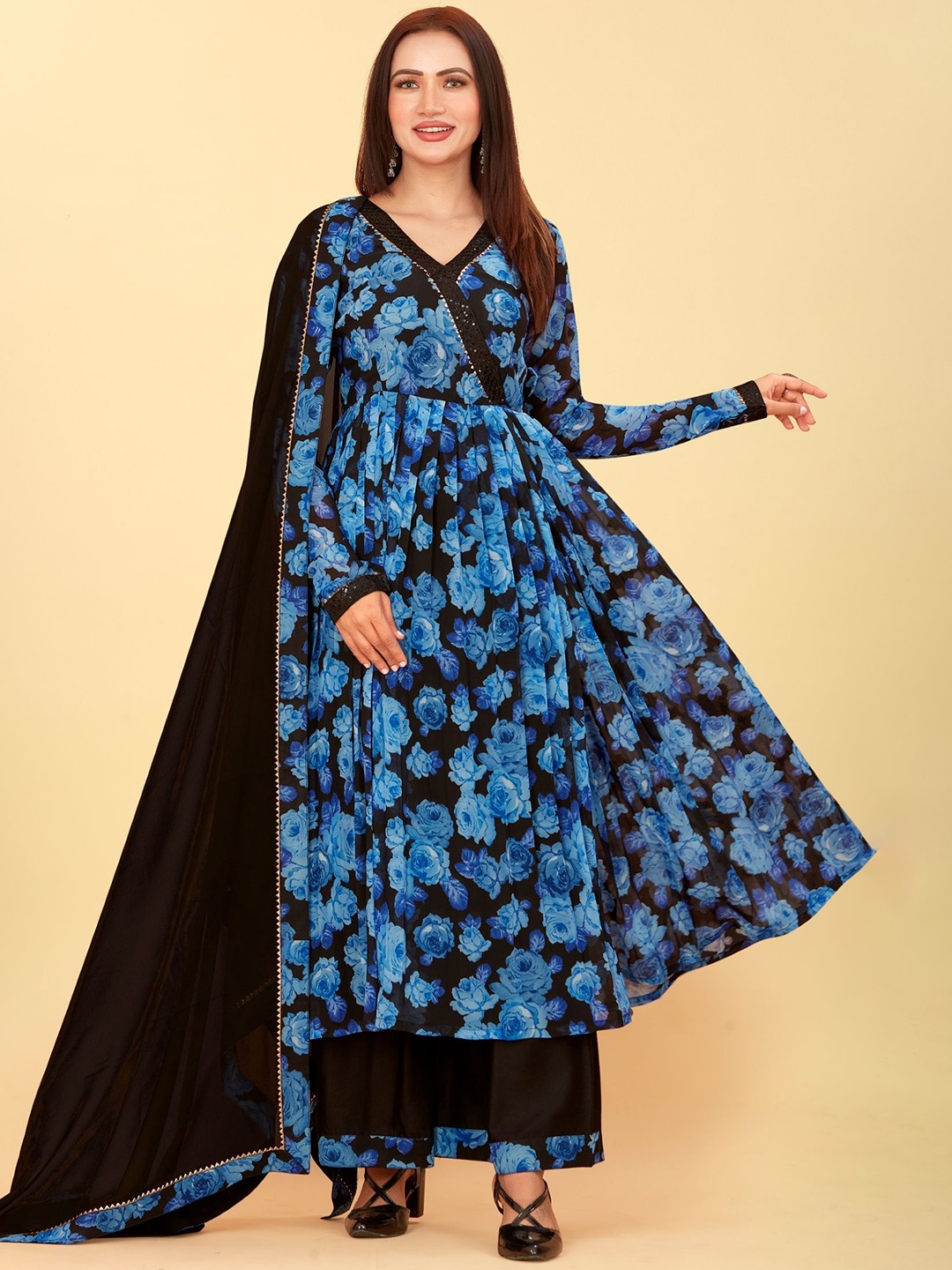 

ODD BY Chansi TRENDZ Floral Printed Sequinned Anarkali Kurta with Palazzos, Blue