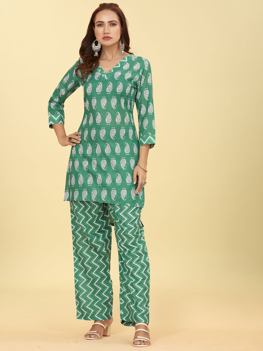 

ODD BY chansi TRENDZ Printed Tunic With Trousers, Sea green