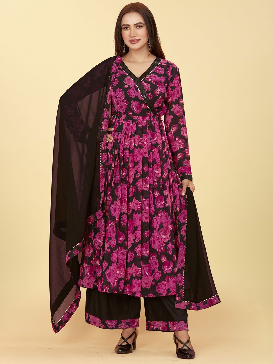 

ODD BY chansi TRENDZ Printed Angrakha Gotta Patti Anarkali Kurta With Trousers & Dupatta, Pink