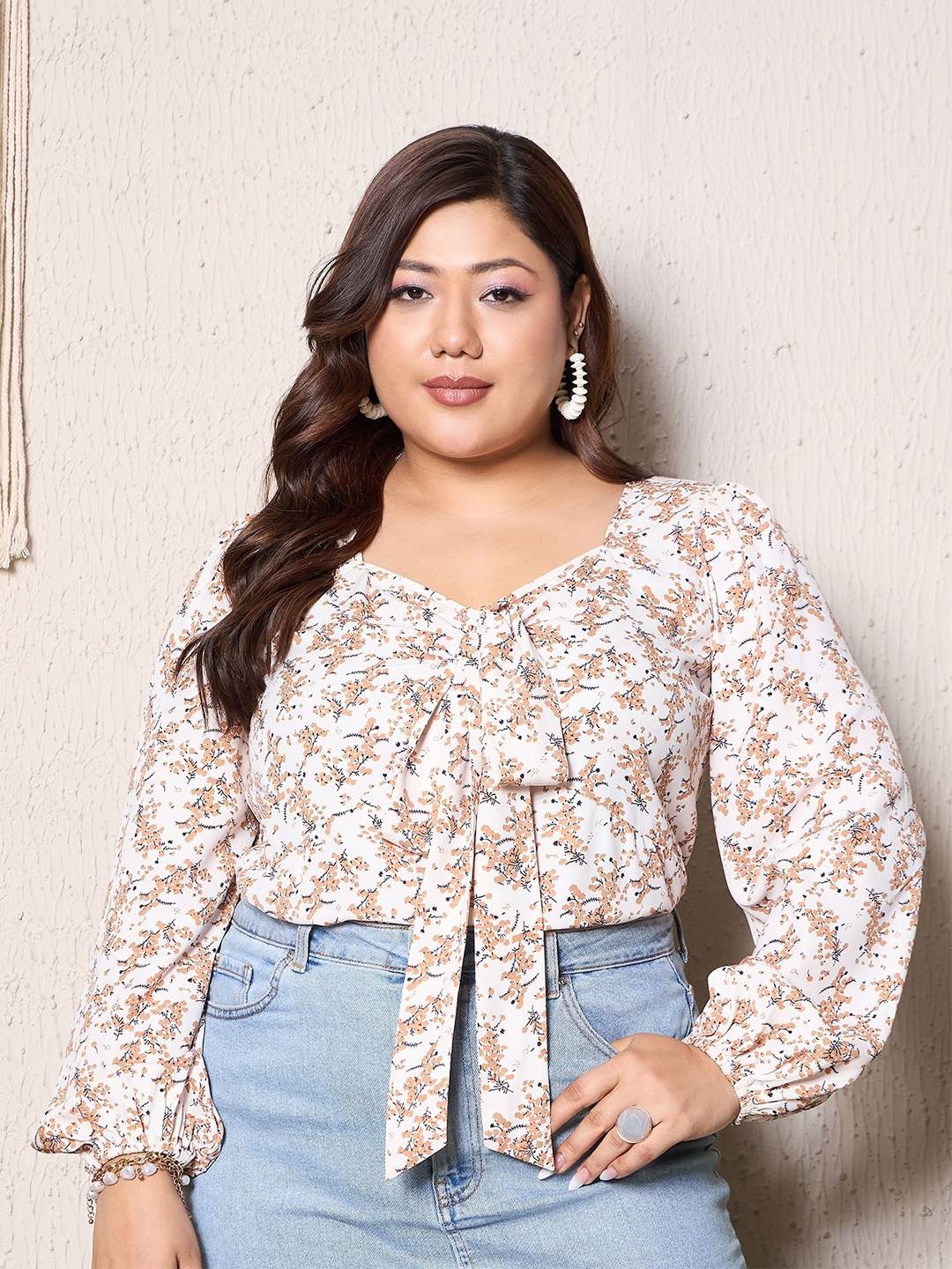 

Berrylush Curve Floral Print Puff Sleeve Crop Top, White