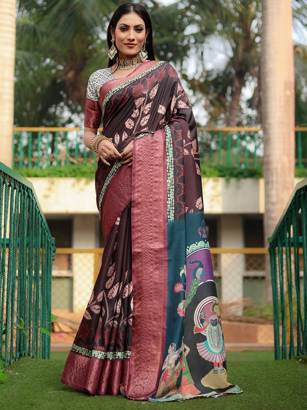 

Ishin Woven Design Zari Saree, Coffee brown
