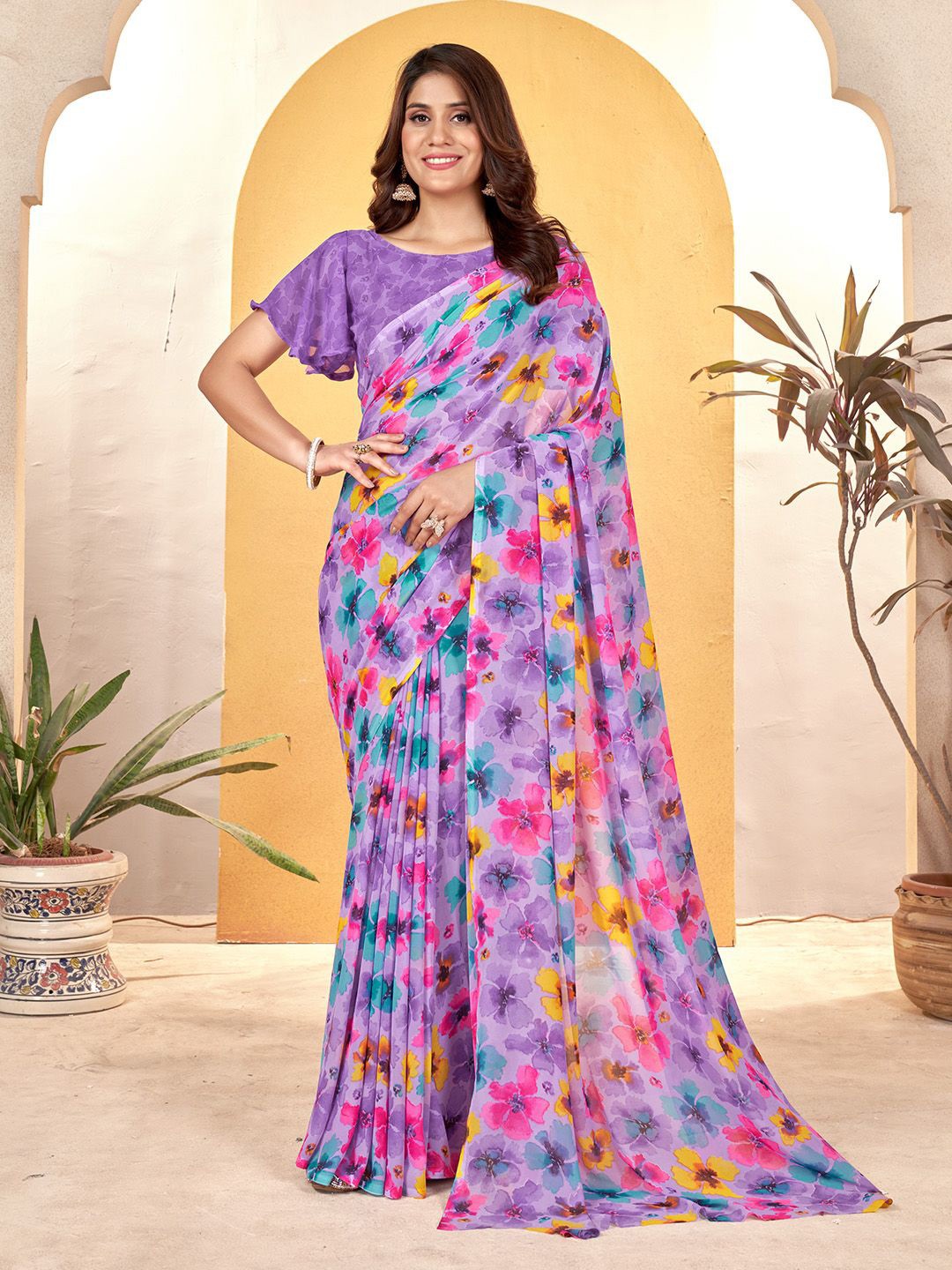 

Ishin Floral Printed Saree, Purple