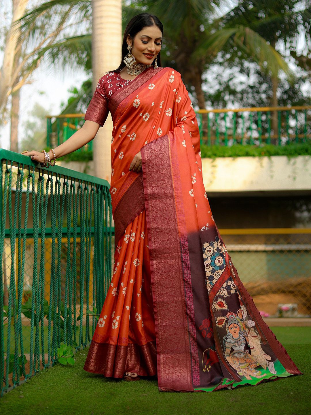 

Ishin Floral Woven Design Saree, Orange