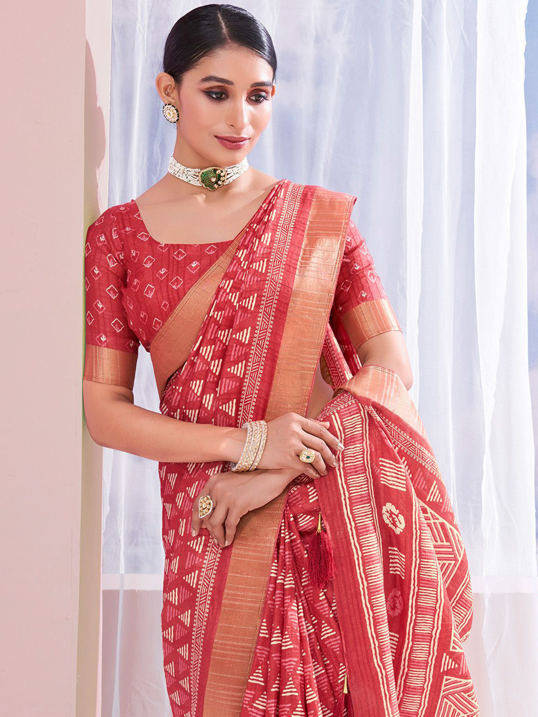 

Ishin Geometric Printed Zari Saree, Pink