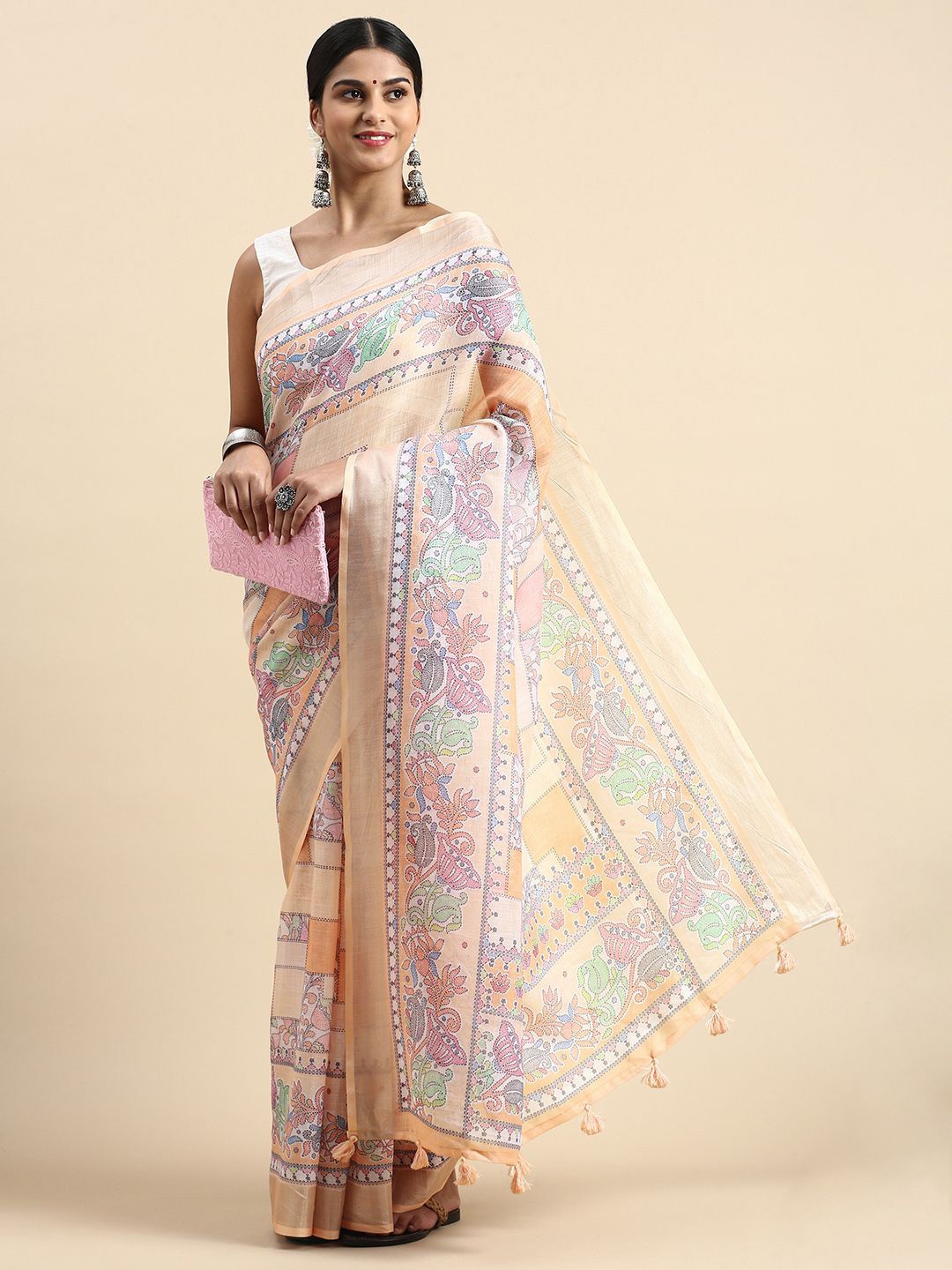 

Ishin Floral Printed Saree With Blouse Piece, Cream