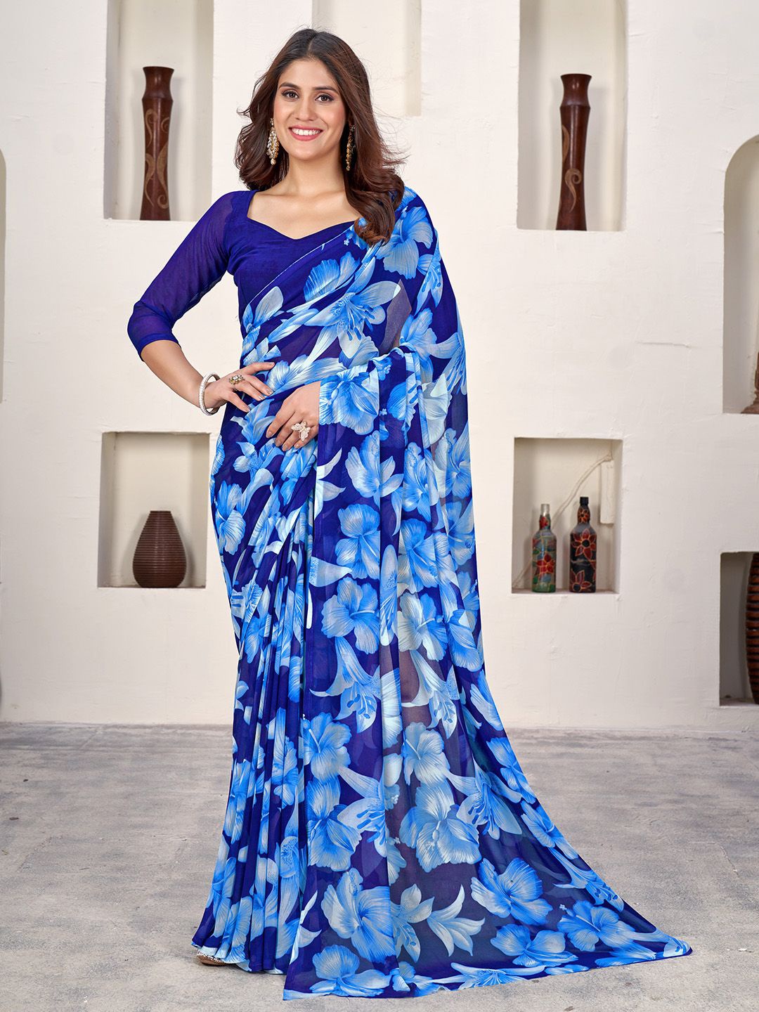

Ishin Floral Printed Saree, Blue