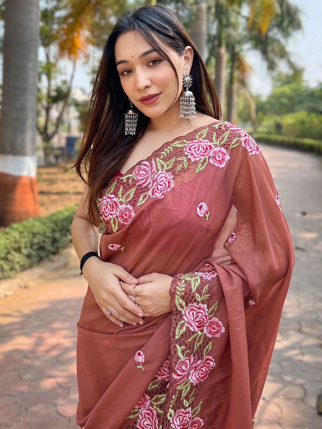 

Ishin Floral Embroidered Organza Saree, Brown
