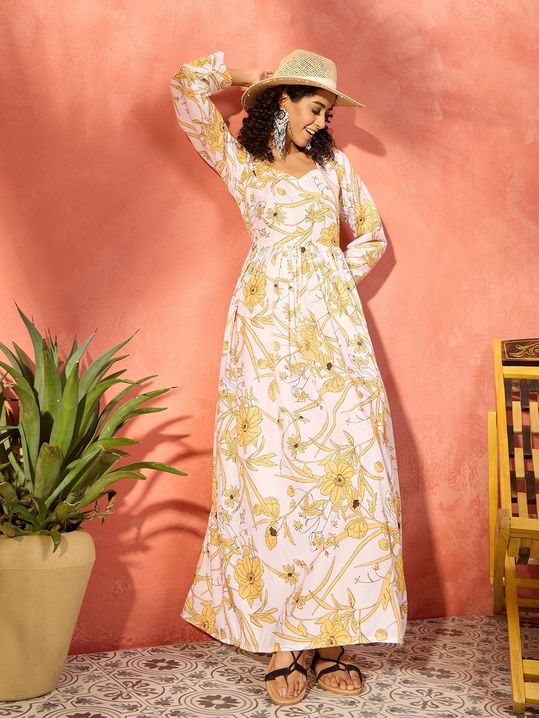 

InWeave Floral Printed Fit and Flare Maxi Dress, Off white