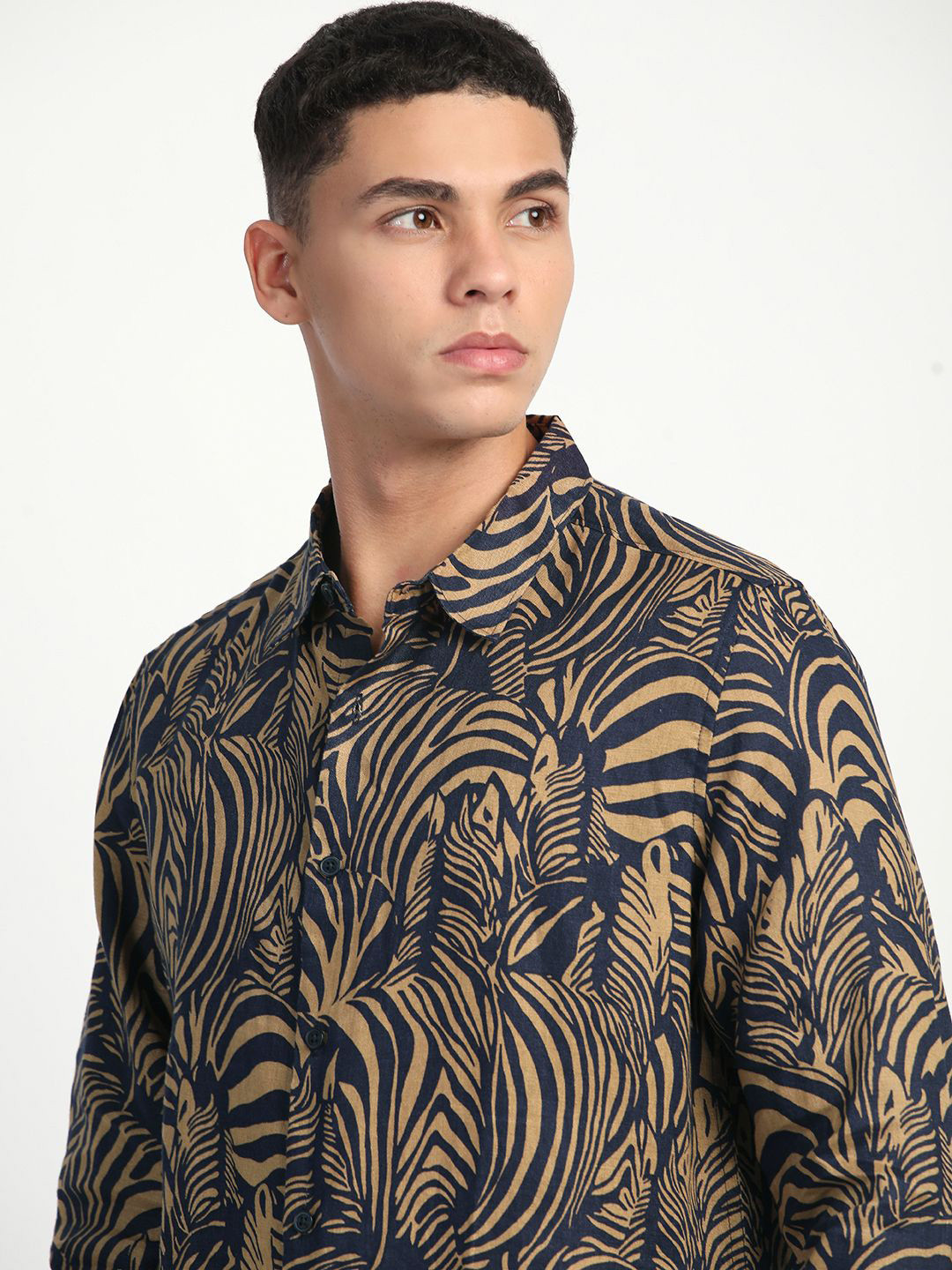 

THE BEAR HOUSE Men Slim Fit Floral Opaque Printed Casual Shirt, Blue