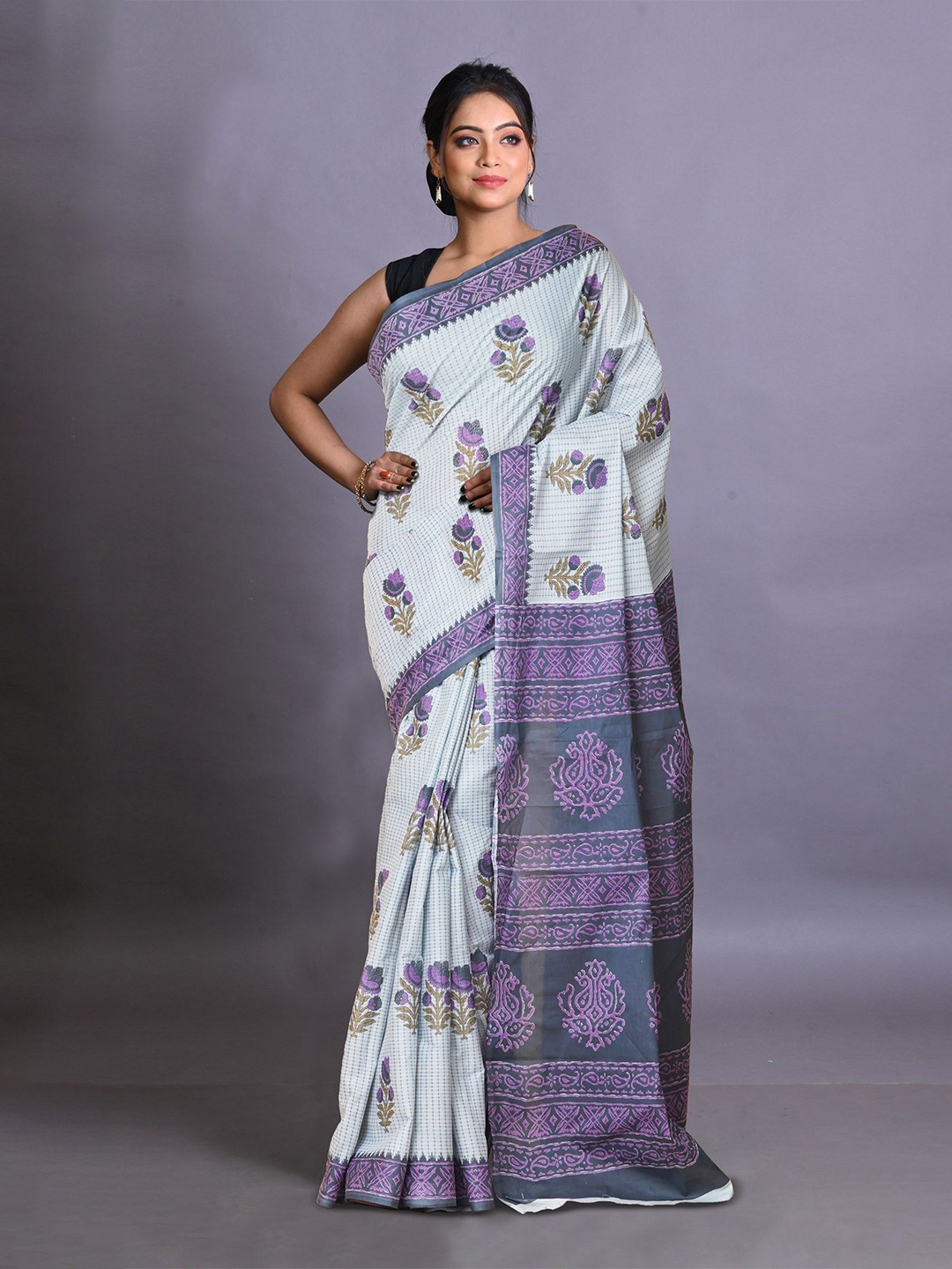 

Unnati Silks Ethnic Motifs Pure Cotton Handloom Block Print Saree, Grey