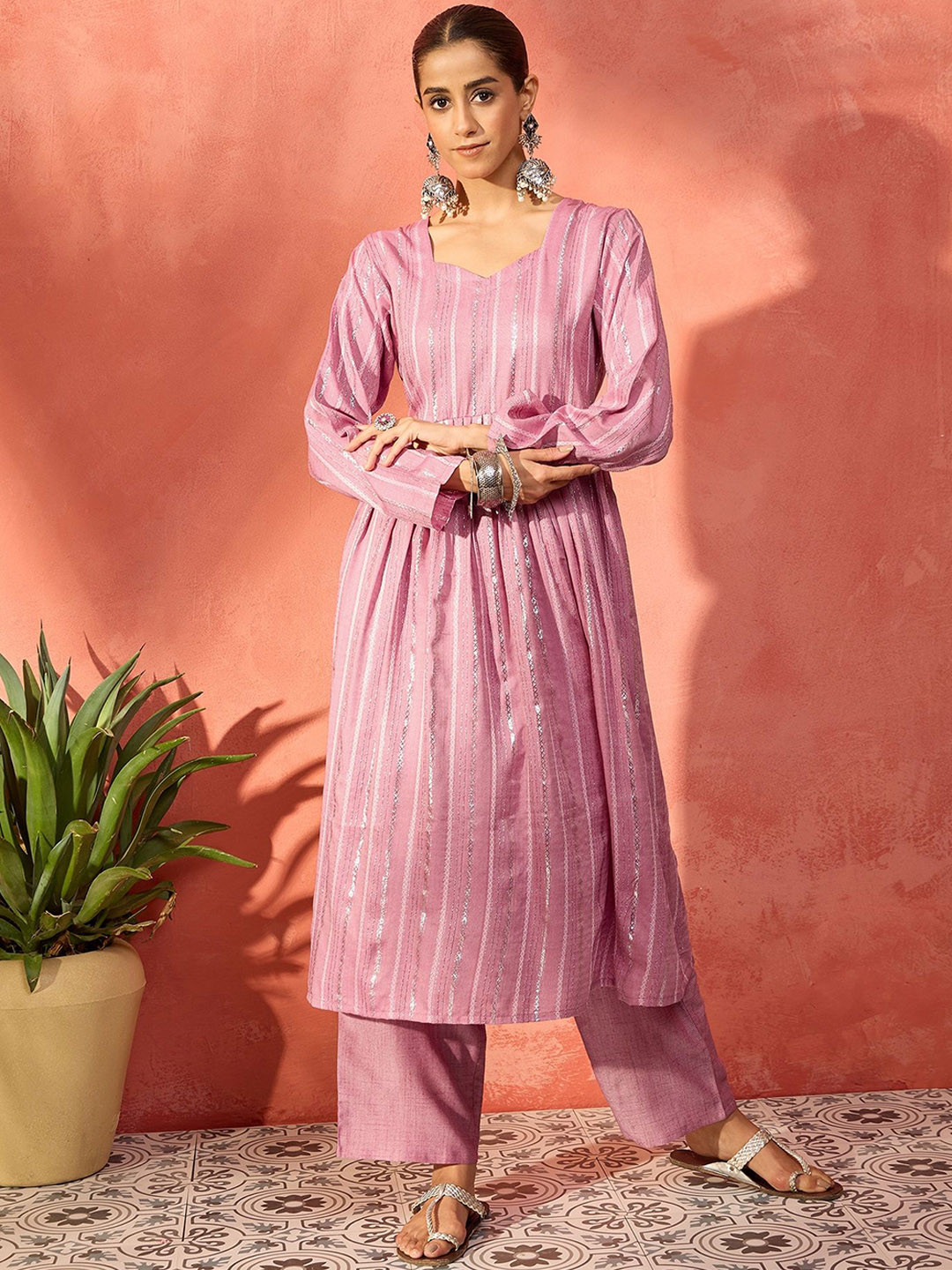 

InWeave Sweetheart Neck Embroidered Anarkali Kurta with Palazzos, Lavender