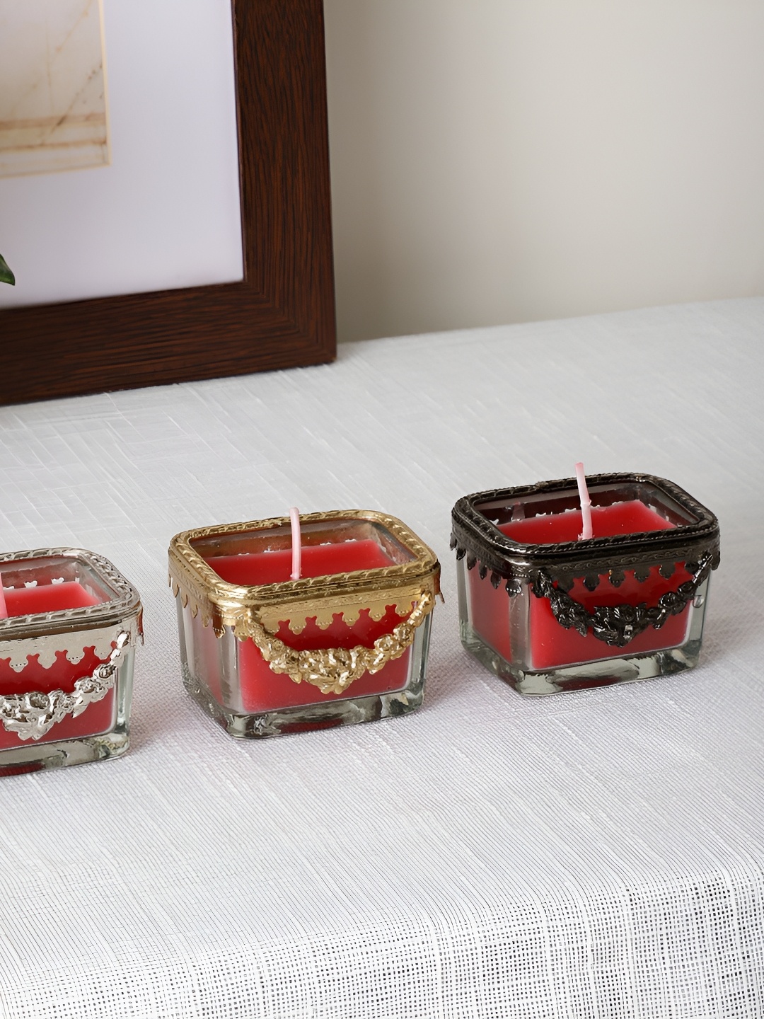 Decor de Maison Blue & Gold Toned Textured Cherry Blossom Scented Jar Candle