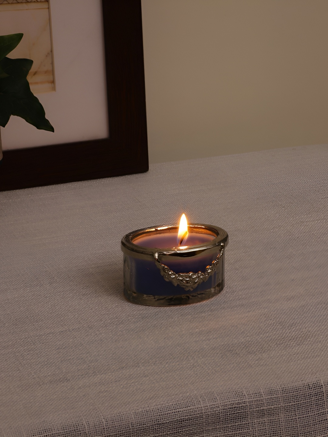 

Decor de Maison Blue & Silver Toned Ocean Breeze Scented Jar Candle