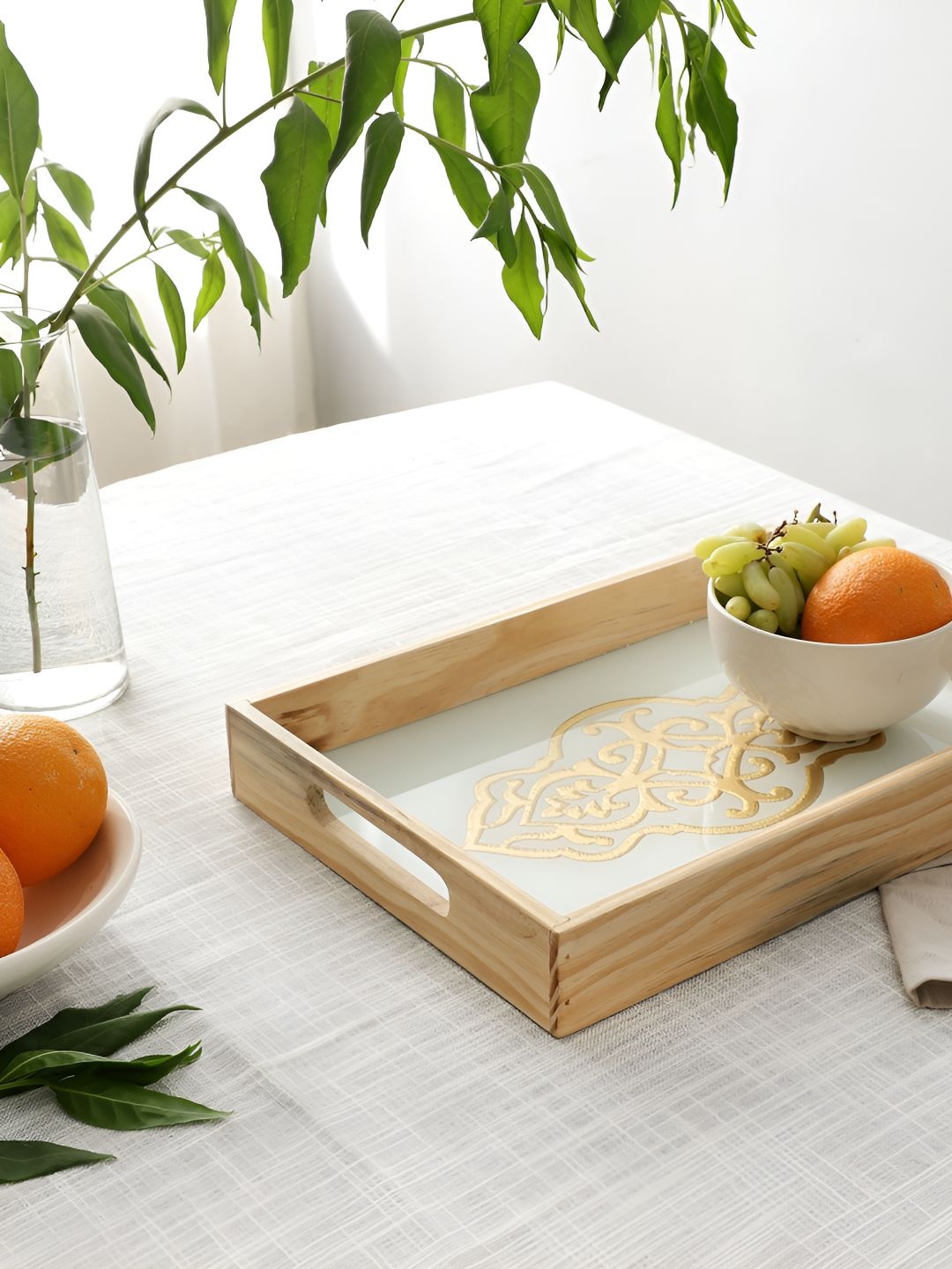 

Decor de Maison Zamora White & Gold Toned Embossed Glass Tray