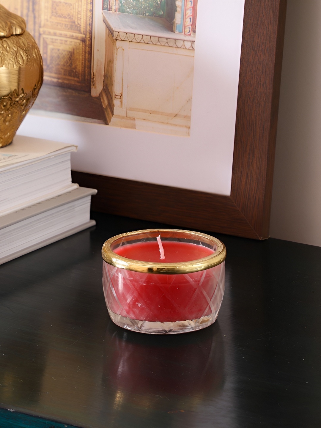 

Decor de Maison Red & Gold Toned Textured Cherry Blossom Scented Jar Candle